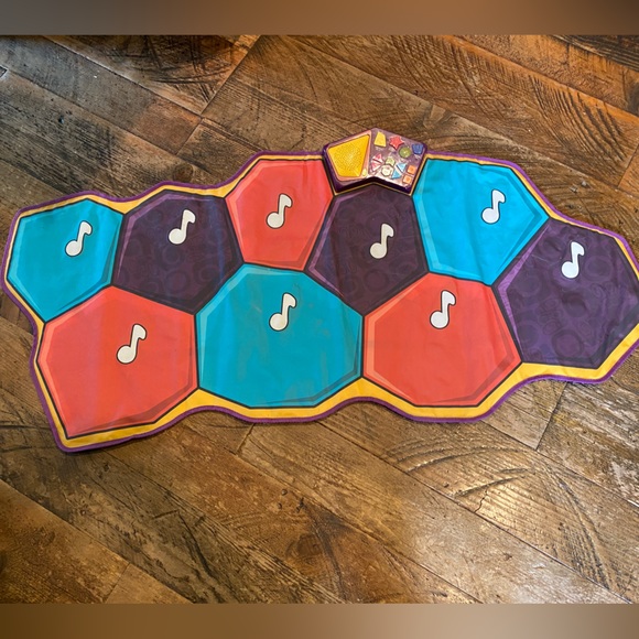 Battat Floor Piano Mat – Electronic Dance Floor Keyboard for Kids - Picture 1 of 4